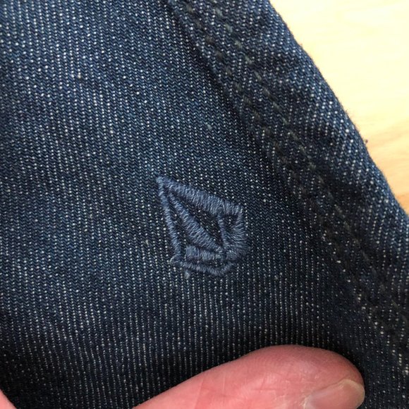 VOLCOM Solver Modern Straight Leg Jeans - Picture 10 of 14